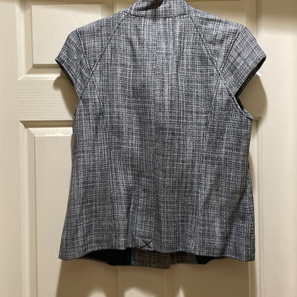 RW&Co. Navy weave blend vest ( sz l) - Picture 9 of 12